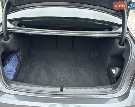 Сірий БМВ 3 Серія, об'ємом двигуна 2 л та пробігом 47 тис. км за 35000 $, фото 9 на Automoto.ua