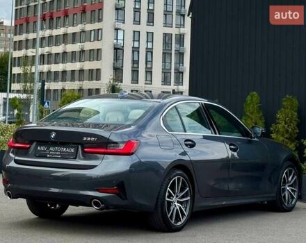 Серый БМВ 3 Серия, объемом двигателя 2 л и пробегом 106 тыс. км за 28950 $, фото 6 на Automoto.ua