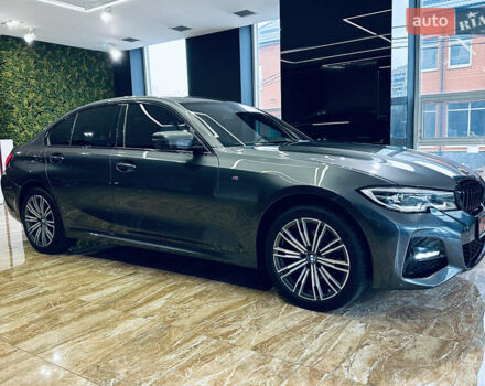 Серый БМВ 3 Серия, объемом двигателя 2 л и пробегом 100 тыс. км за 30900 $, фото 5 на Automoto.ua