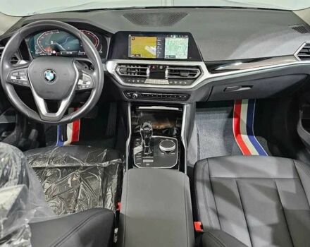 Серый БМВ 3 Серия, объемом двигателя 2 л и пробегом 95 тыс. км за 12000 $, фото 4 на Automoto.ua