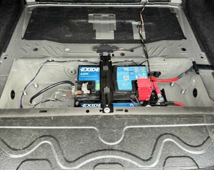 Серый БМВ 3 Серия, объемом двигателя 2 л и пробегом 175 тыс. км за 23900 $, фото 27 на Automoto.ua