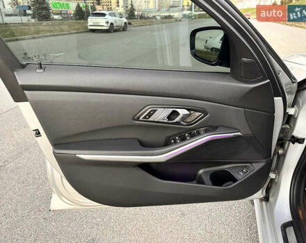 Серый БМВ 3 Серия, объемом двигателя 0 л и пробегом 65 тыс. км за 30500 $, фото 26 на Automoto.ua