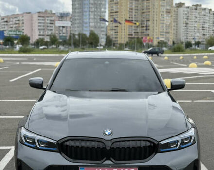 Серый БМВ 3 Серия, объемом двигателя 2 л и пробегом 112 тыс. км за 28300 $, фото 5 на Automoto.ua