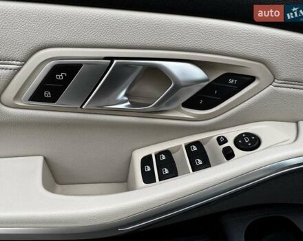 Серый БМВ 3 Серия, объемом двигателя 3 л и пробегом 105 тыс. км за 43900 $, фото 17 на Automoto.ua
