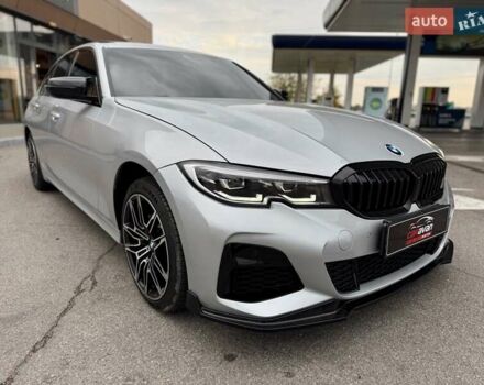 БМВ 3 Серия 2019 в Днепре (Днепропетровске) на Automoto.ua Серый БМВ 3 Серия, объемом двигателя 0 л и пробегом 79 тыс. км за 26800 $, фото 3 на Automoto.ua