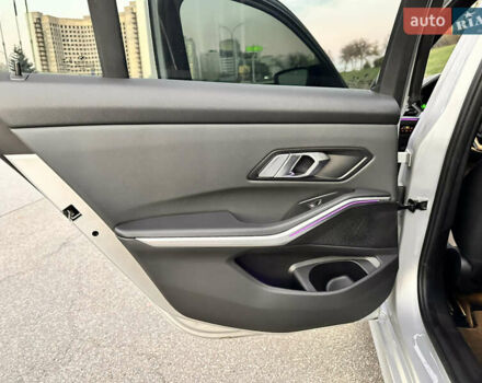 Серый БМВ 3 Серия, объемом двигателя 0 л и пробегом 65 тыс. км за 30500 $, фото 24 на Automoto.ua