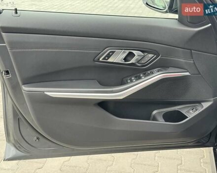 Сірий БМВ 3 Серія, об'ємом двигуна 2 л та пробігом 127 тис. км за 25500 $, фото 23 на Automoto.ua