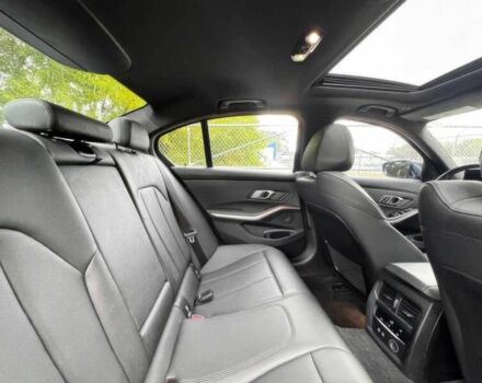 Серый БМВ 3 Серия, объемом двигателя 2 л и пробегом 35 тыс. км за 17000 $, фото 11 на Automoto.ua