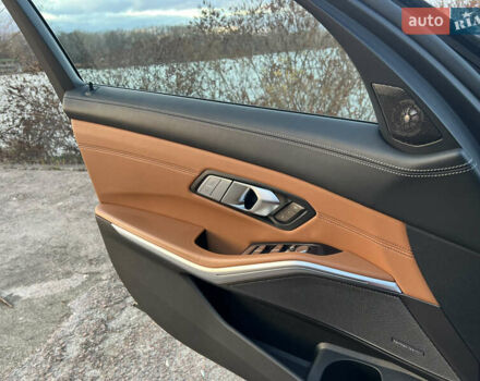 Серый БМВ 3 Серия, объемом двигателя 3 л и пробегом 77 тыс. км за 51000 $, фото 8 на Automoto.ua