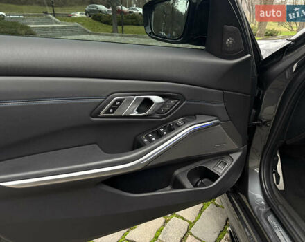 Сірий БМВ 3 Серія, об'ємом двигуна 3 л та пробігом 83 тис. км за 43000 $, фото 22 на Automoto.ua