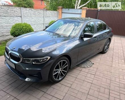 БМВ 3 Серия 2020 в Чернигове на Automoto.ua Серый БМВ 3 Серия, объемом двигателя 2 л и пробегом 22 тыс. км за 43326 $, фото 1 на Automoto.ua