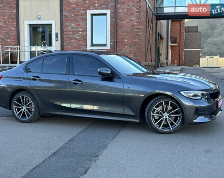 Серый БМВ 3 Серия, объемом двигателя 2 л и пробегом 140 тыс. км за 25800 $, фото 7 на Automoto.ua