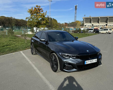 Серый БМВ 3 Серия, объемом двигателя 2 л и пробегом 65 тыс. км за 33900 $, фото 1 на Automoto.ua