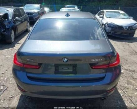 Серый БМВ 3 Серия, объемом двигателя 2 л и пробегом 51 тыс. км за 7000 $, фото 2 на Automoto.ua