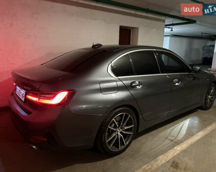 Серый БМВ 3 Серия, объемом двигателя 2 л и пробегом 95 тыс. км за 29300 $, фото 2 на Automoto.ua