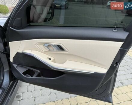 Серый БМВ 3 Серия, объемом двигателя 2 л и пробегом 67 тыс. км за 28500 $, фото 48 на Automoto.ua