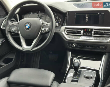 Сірий БМВ 3 Серія, об'ємом двигуна 2 л та пробігом 69 тис. км за 30700 $, фото 29 на Automoto.ua