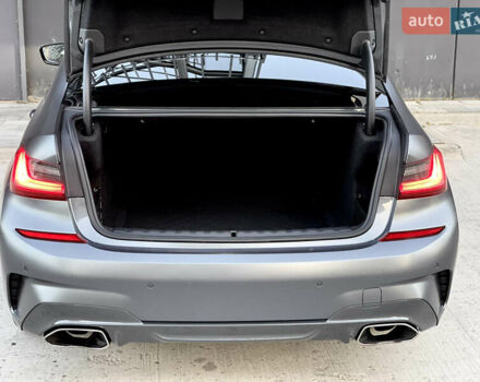 БМВ 3 Серія 2021 у Києві на Automoto.ua Сірий БМВ 3 Серія, об'ємом двигуна 3 л та пробігом 72 тис. км за 51950 $, фото 30 на Automoto.ua