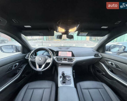 БМВ 3 Серія 2021 у Хмельницькому на Automoto.ua Сірий БМВ 3 Серія, об'ємом двигуна 2 л та пробігом 198 тис. км за 26500 $, фото 9 на Automoto.ua