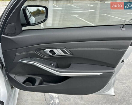 Сірий БМВ 3 Серія, об'ємом двигуна 2 л та пробігом 69 тис. км за 30700 $, фото 34 на Automoto.ua