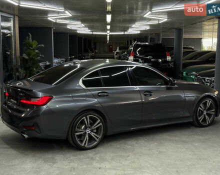 Серый БМВ 3 Серия, объемом двигателя 2 л и пробегом 120 тыс. км за 28900 $, фото 12 на Automoto.ua