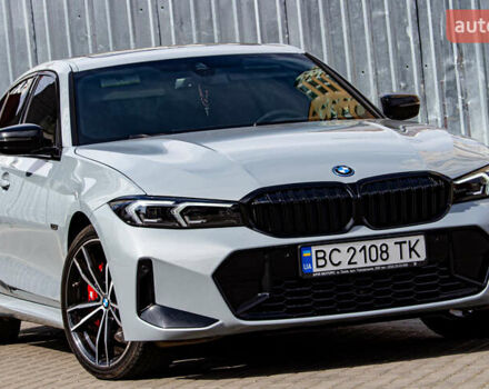 Серый БМВ 3 Серия, объемом двигателя 2 л и пробегом 35 тыс. км за 43900 $, фото 4 на Automoto.ua