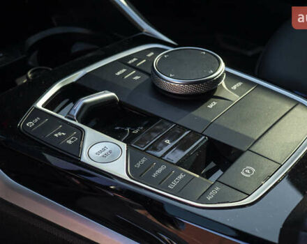 Серый БМВ 3 Серия, объемом двигателя 2 л и пробегом 26 тыс. км за 39500 $, фото 12 на Automoto.ua