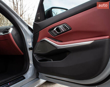 Серый БМВ 3 Серия, объемом двигателя 2 л и пробегом 35 тыс. км за 43900 $, фото 52 на Automoto.ua