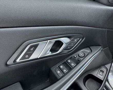 Серый БМВ 3 Серия, объемом двигателя 2 л и пробегом 44 тыс. км за 29999 $, фото 35 на Automoto.ua