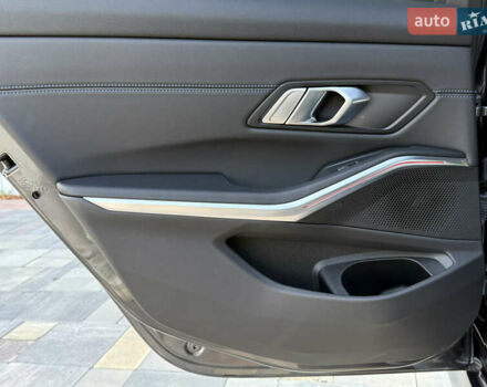 Серый БМВ 3 Серия, объемом двигателя 2 л и пробегом 18 тыс. км за 50000 $, фото 29 на Automoto.ua