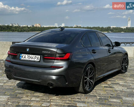 Серый БМВ 3 Серия, объемом двигателя 2 л и пробегом 4 тыс. км за 48900 $, фото 13 на Automoto.ua
