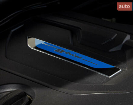 Серый БМВ 3 Серия, объемом двигателя 2 л и пробегом 35 тыс. км за 43900 $, фото 31 на Automoto.ua