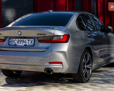 Серый БМВ 3 Серия, объемом двигателя 2 л и пробегом 26 тыс. км за 39500 $, фото 5 на Automoto.ua