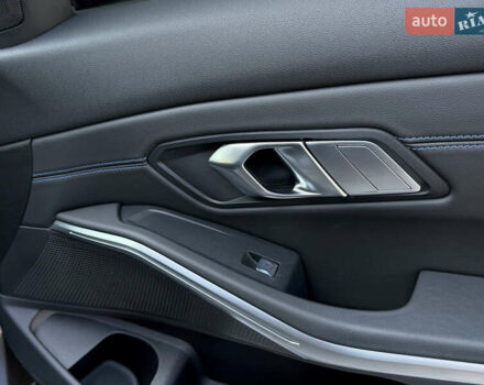 Серый БМВ 3 Серия, объемом двигателя 2 л и пробегом 18 тыс. км за 50000 $, фото 25 на Automoto.ua