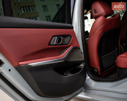 Серый БМВ 3 Серия, объемом двигателя 2 л и пробегом 35 тыс. км за 43900 $, фото 60 на Automoto.ua