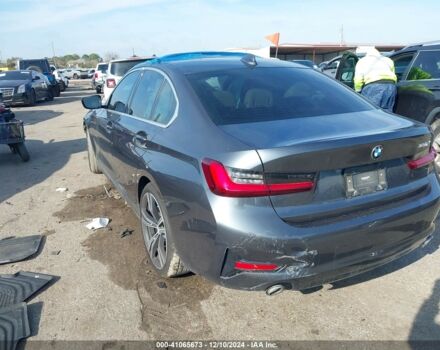 Серый БМВ 3 Серия, объемом двигателя 2 л и пробегом 55 тыс. км за 21500 $, фото 3 на Automoto.ua