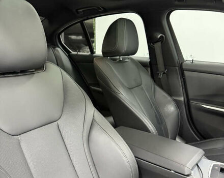 Серый БМВ 3 Серия, объемом двигателя 2 л и пробегом 49 тыс. км за 32900 $, фото 18 на Automoto.ua