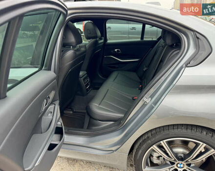 Серый БМВ 3 Серия, объемом двигателя 2 л и пробегом 15 тыс. км за 45000 $, фото 19 на Automoto.ua
