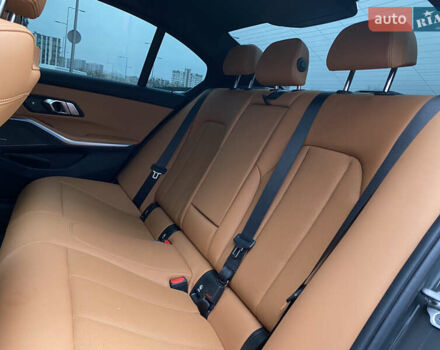 Серый БМВ 3 Серия, объемом двигателя 2 л и пробегом 5 тыс. км за 43800 $, фото 25 на Automoto.ua