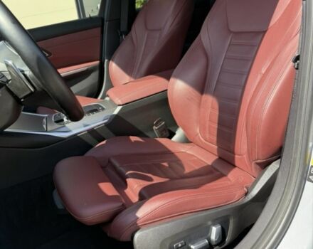 Серый БМВ 3 Серия, объемом двигателя 2 л и пробегом 10 тыс. км за 46800 $, фото 3 на Automoto.ua