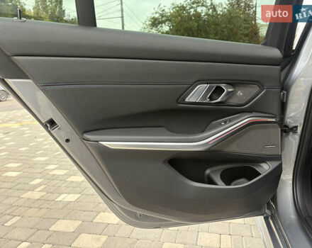 Серый БМВ 3 Серия, объемом двигателя 3 л и пробегом 19 тыс. км за 49999 $, фото 70 на Automoto.ua