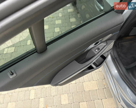 Серый БМВ 3 Серия, объемом двигателя 3 л и пробегом 19 тыс. км за 49999 $, фото 71 на Automoto.ua