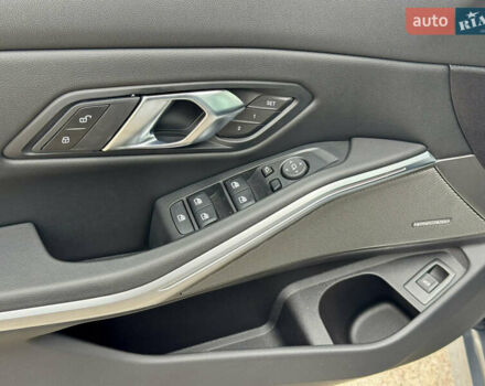 Серый БМВ 3 Серия, объемом двигателя 2 л и пробегом 15 тыс. км за 45000 $, фото 12 на Automoto.ua