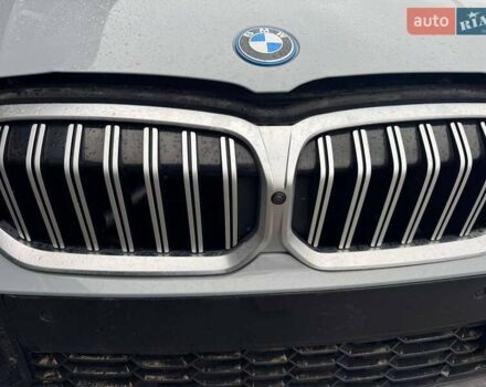 Серый БМВ 3 Серия, объемом двигателя 2 л и пробегом 41 тыс. км за 29900 $, фото 10 на Automoto.ua