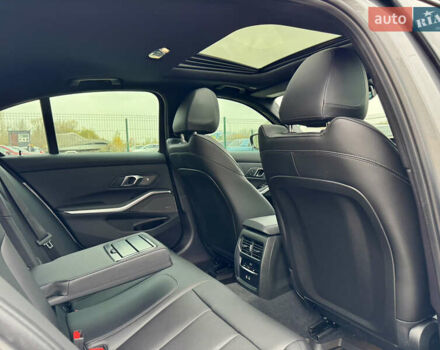 Серый БМВ 3 Серия, объемом двигателя 2 л и пробегом 15 тыс. км за 45000 $, фото 31 на Automoto.ua