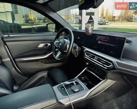 Серый БМВ 3 Серия, объемом двигателя 3 л и пробегом 37 тыс. км за 50800 $, фото 19 на Automoto.ua