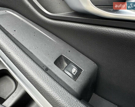 Серый БМВ 3 Серия, объемом двигателя 3 л и пробегом 19 тыс. км за 49999 $, фото 55 на Automoto.ua