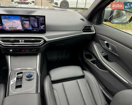 Серый БМВ 3 Серия, объемом двигателя 2 л и пробегом 15 тыс. км за 45000 $, фото 48 на Automoto.ua