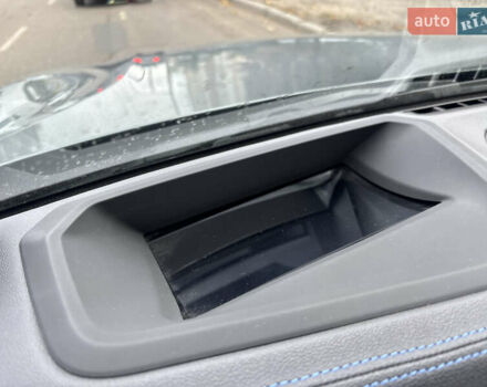 Серый БМВ 3 Серия, объемом двигателя 3 л и пробегом 19 тыс. км за 49999 $, фото 91 на Automoto.ua