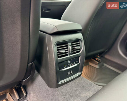 Серый БМВ 3 Серия, объемом двигателя 2 л и пробегом 15 тыс. км за 45000 $, фото 23 на Automoto.ua